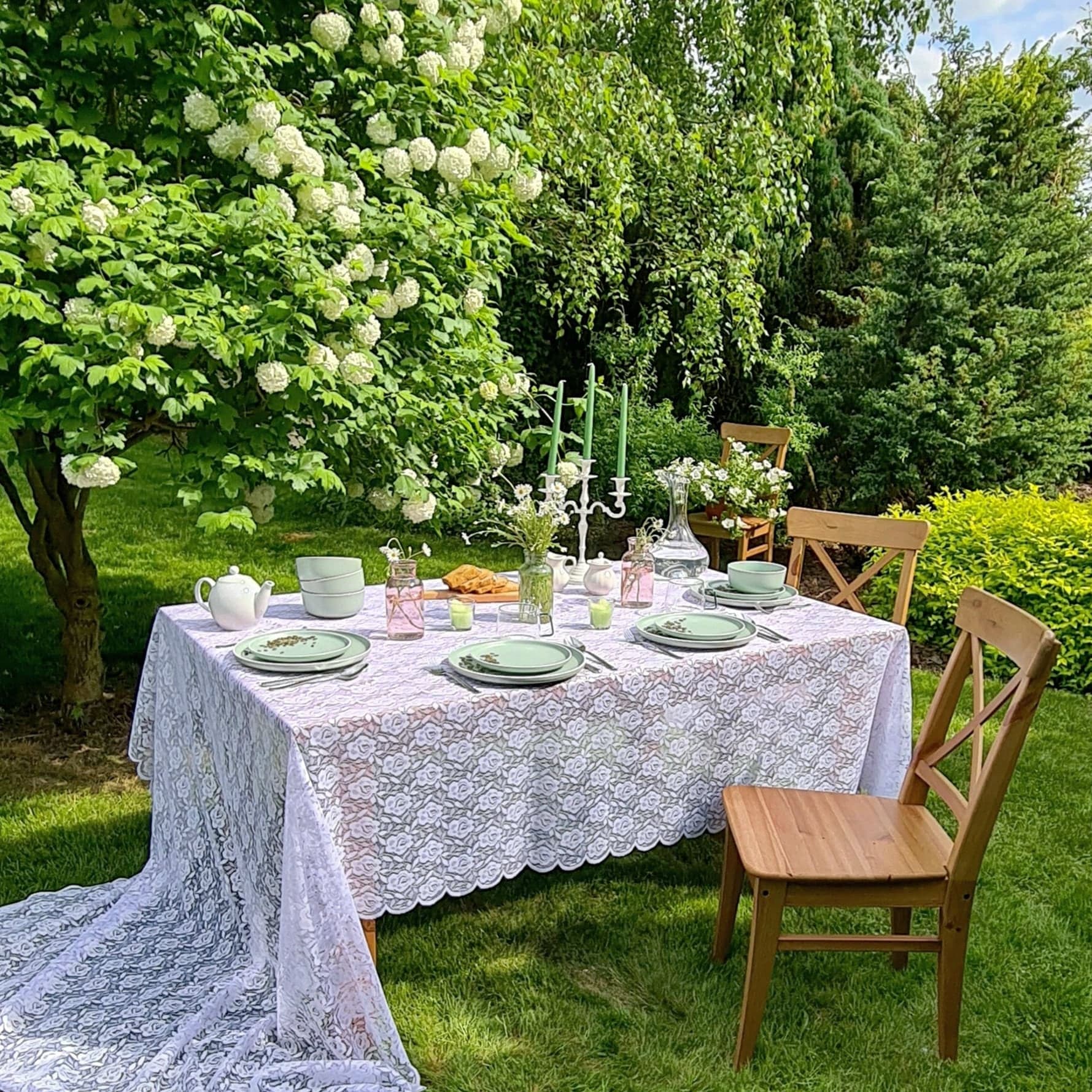 Obrus żakardowy na stół do ogrodu